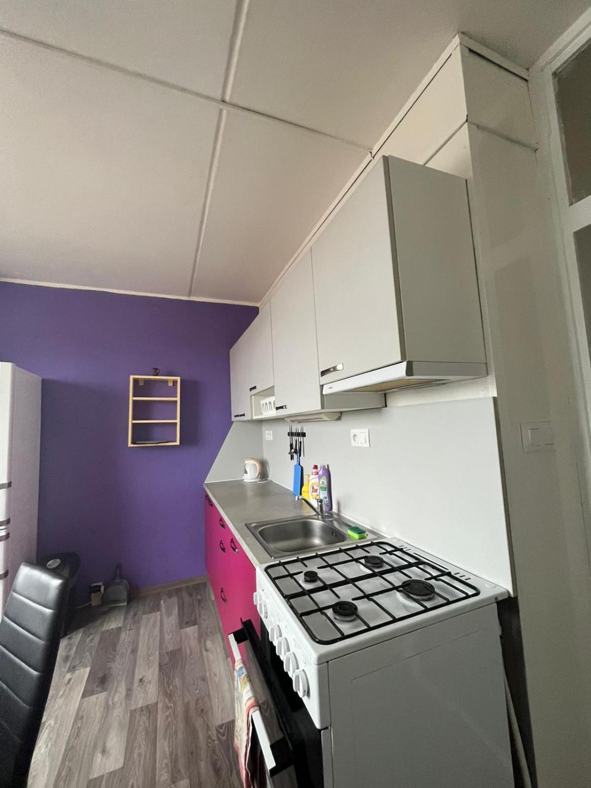 Apartmens Kv การ์โลวีวารี ภายนอก รูปภาพ